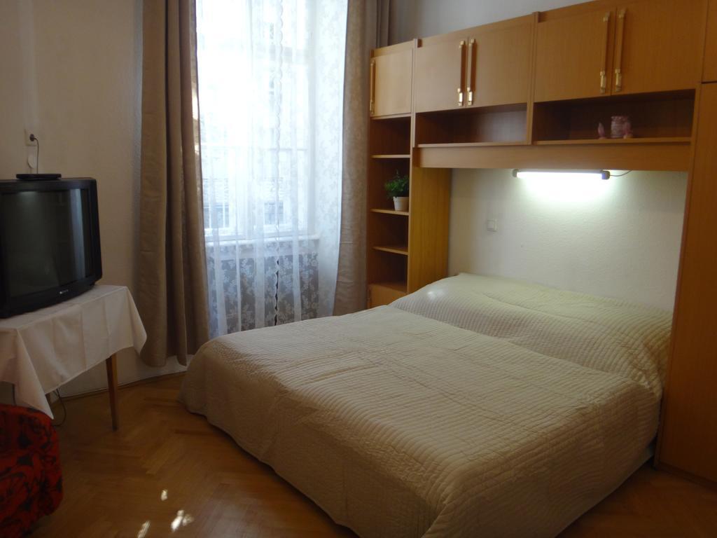 M Apartments - Downtown Budapest Szoba fotó
